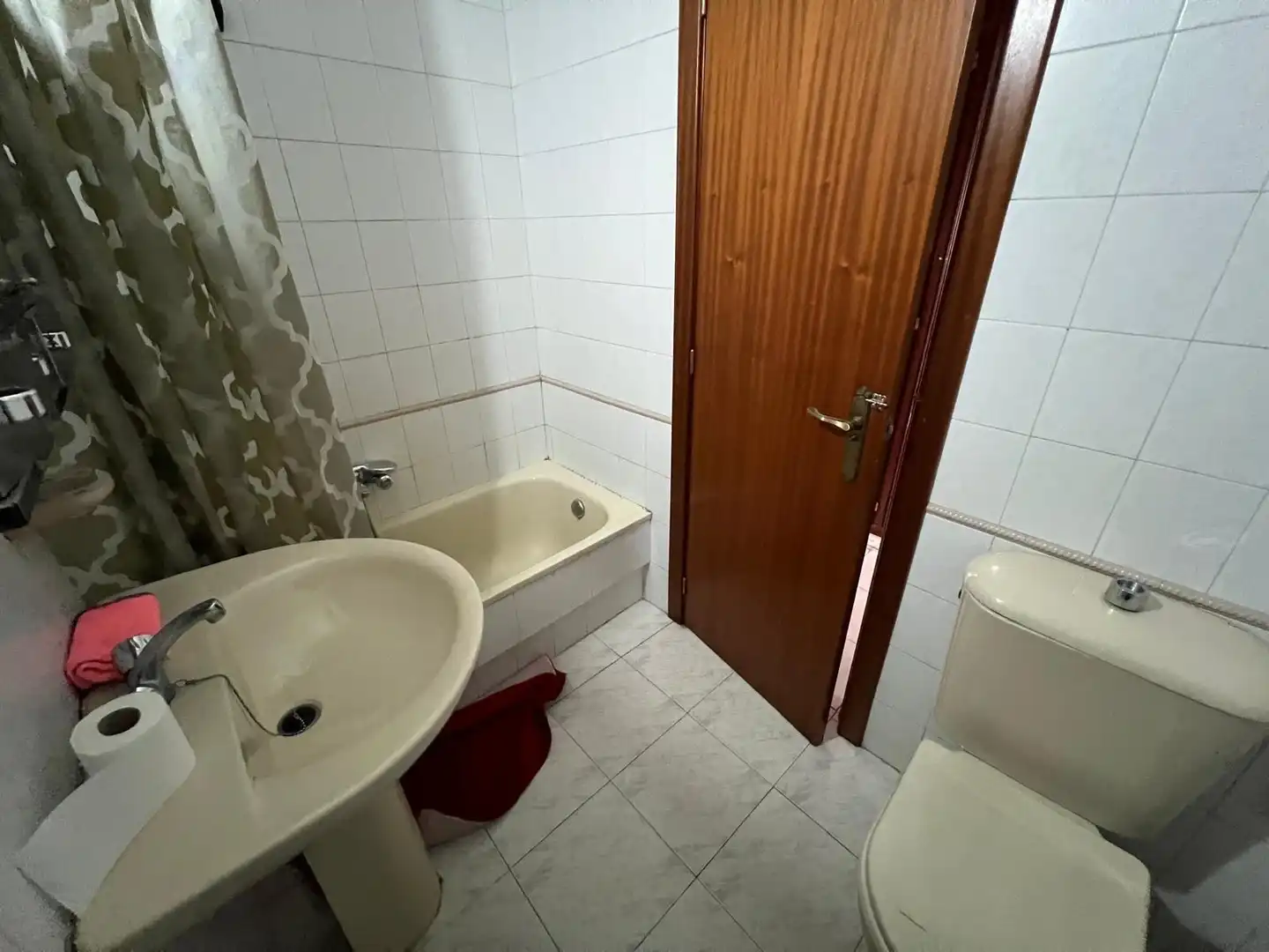 Bathroom of Flat for rent in Cáceres