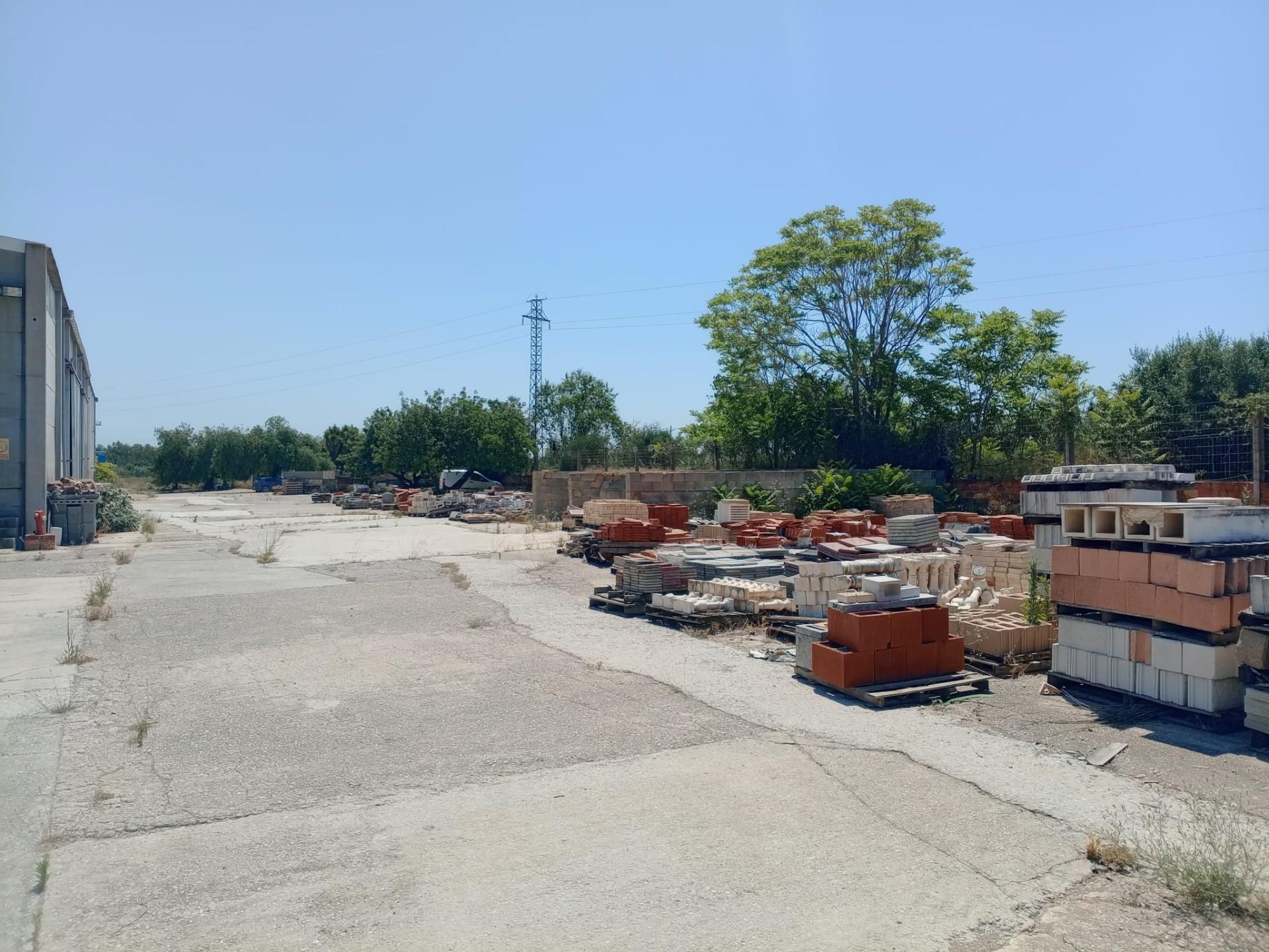 Exterior view of Industrial buildings to rent in Alcover