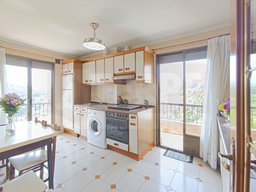 Kitchen of Flat for sale in Errenteria  with Balcony