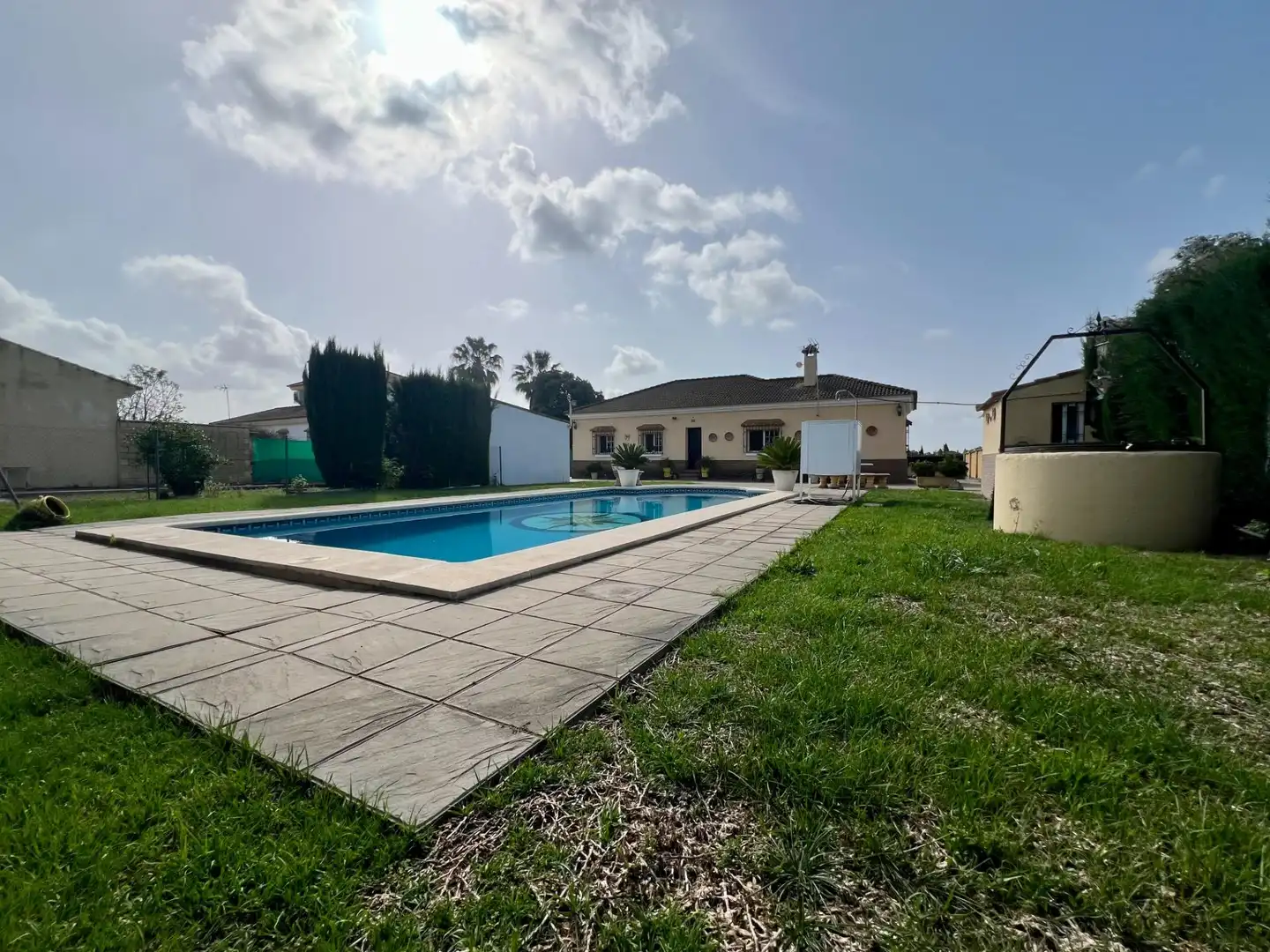 Swimming pool of Houses for sale in Córdoba  with Air Conditioner and Swimming Pool