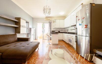 Kitchen of Flat for sale in San Bartolomé de Tirajana  with Air Conditioner and Terrace