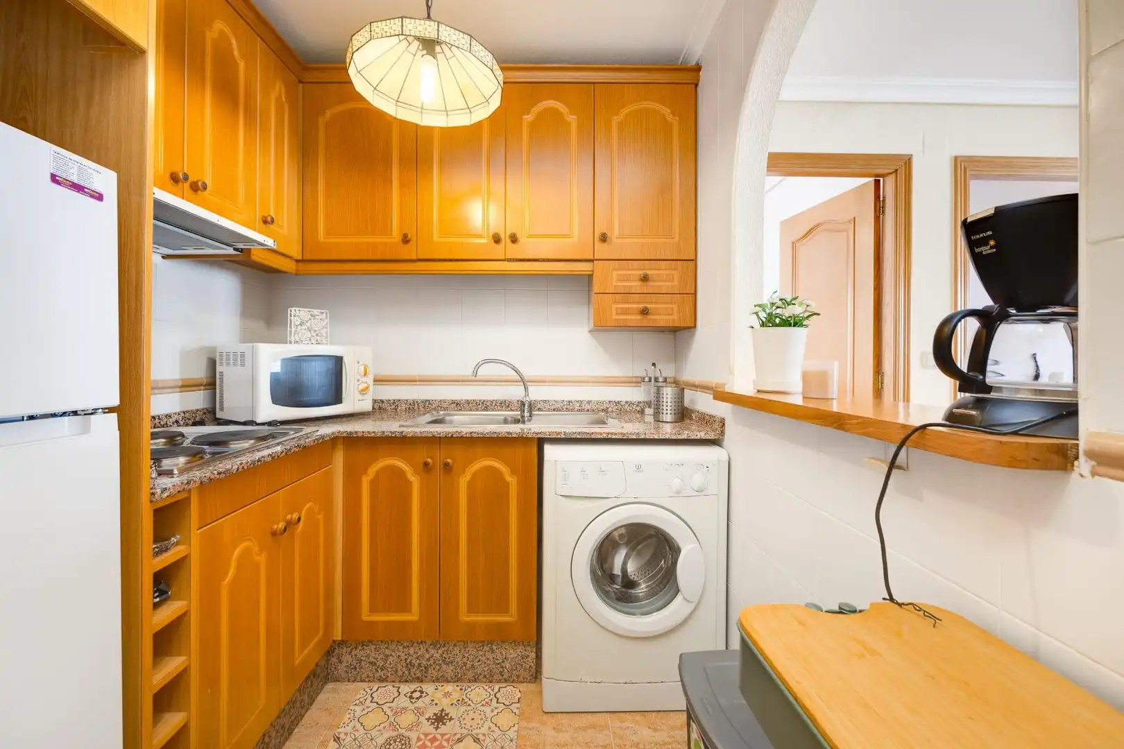 Cocina de Apartamento en venta en Torrevieja con Aire acondicionado, Terraza y Trastero