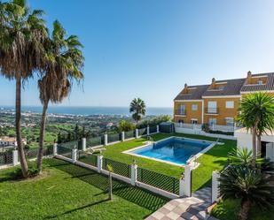 Jardí de Casa adosada en venda en Manilva amb Jardí privat, Terrassa i Piscina