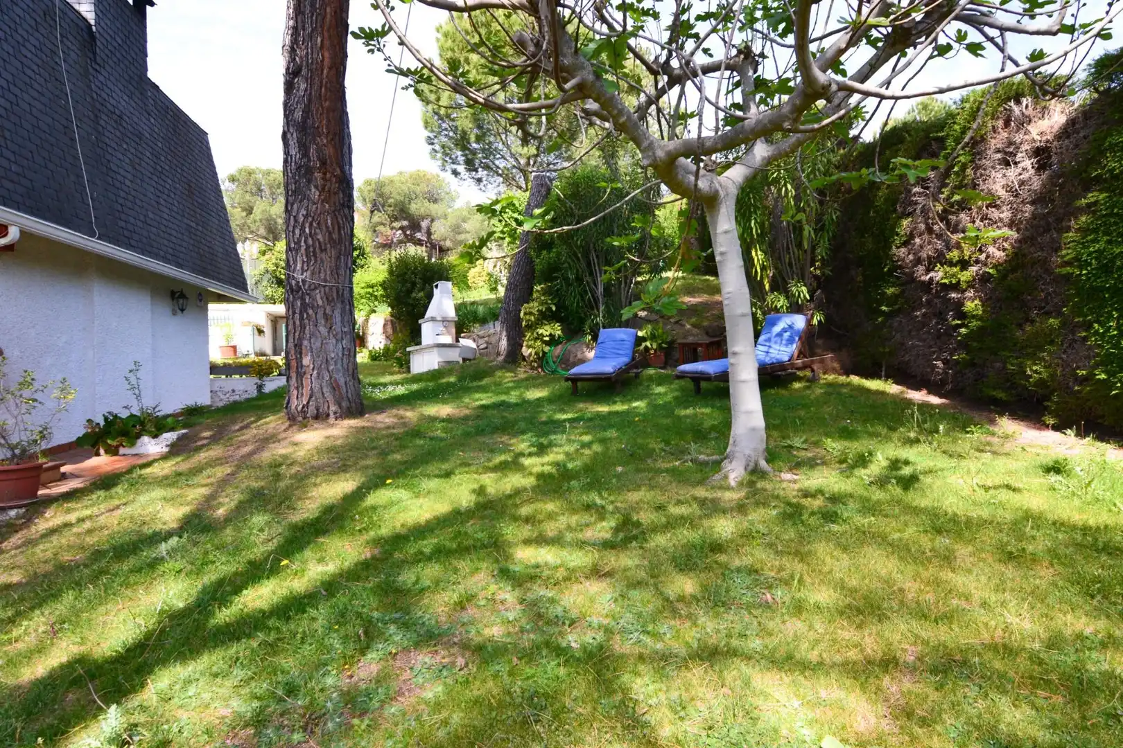 Jardí de Casa o xalet en venda en San Martín de Valdeiglesias amb Jardí privat, Terrassa i Traster