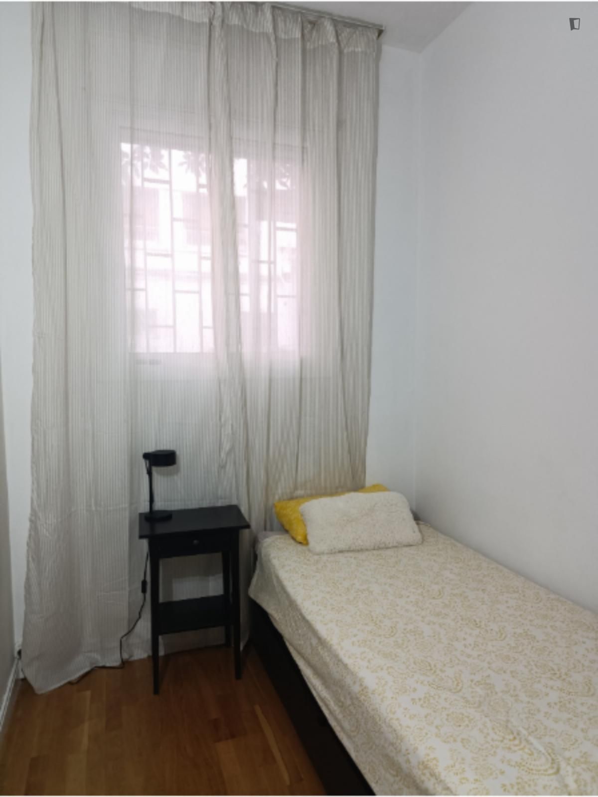 Apartment to share in La Torrassa