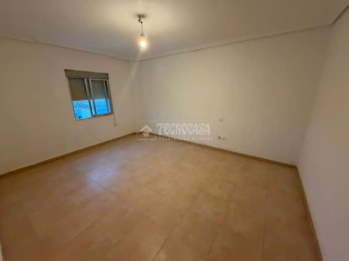 Casa adosada en venda a Dehesilla de Calamón - Campomanes