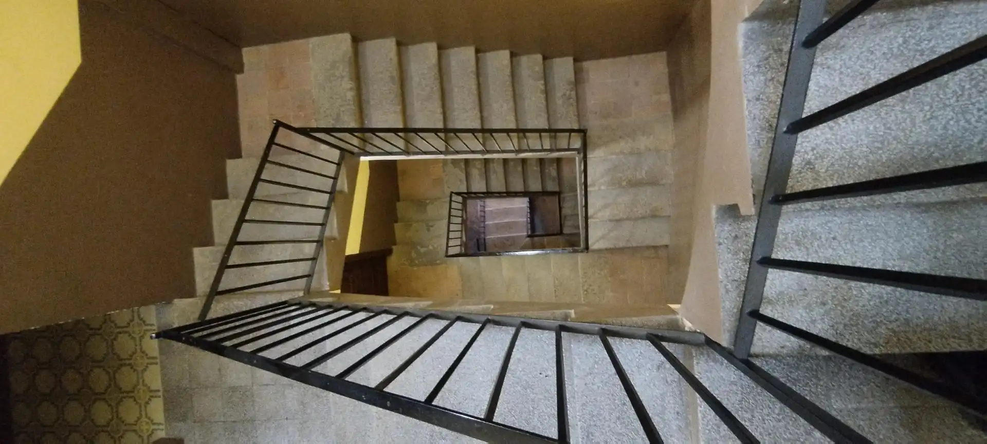 Gebäude zum Verkauf in Sant Julià de Vilatorta