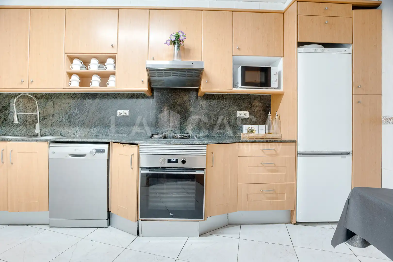 Cuina de Pis en venda en Granollers amb Parquet i Terrassa