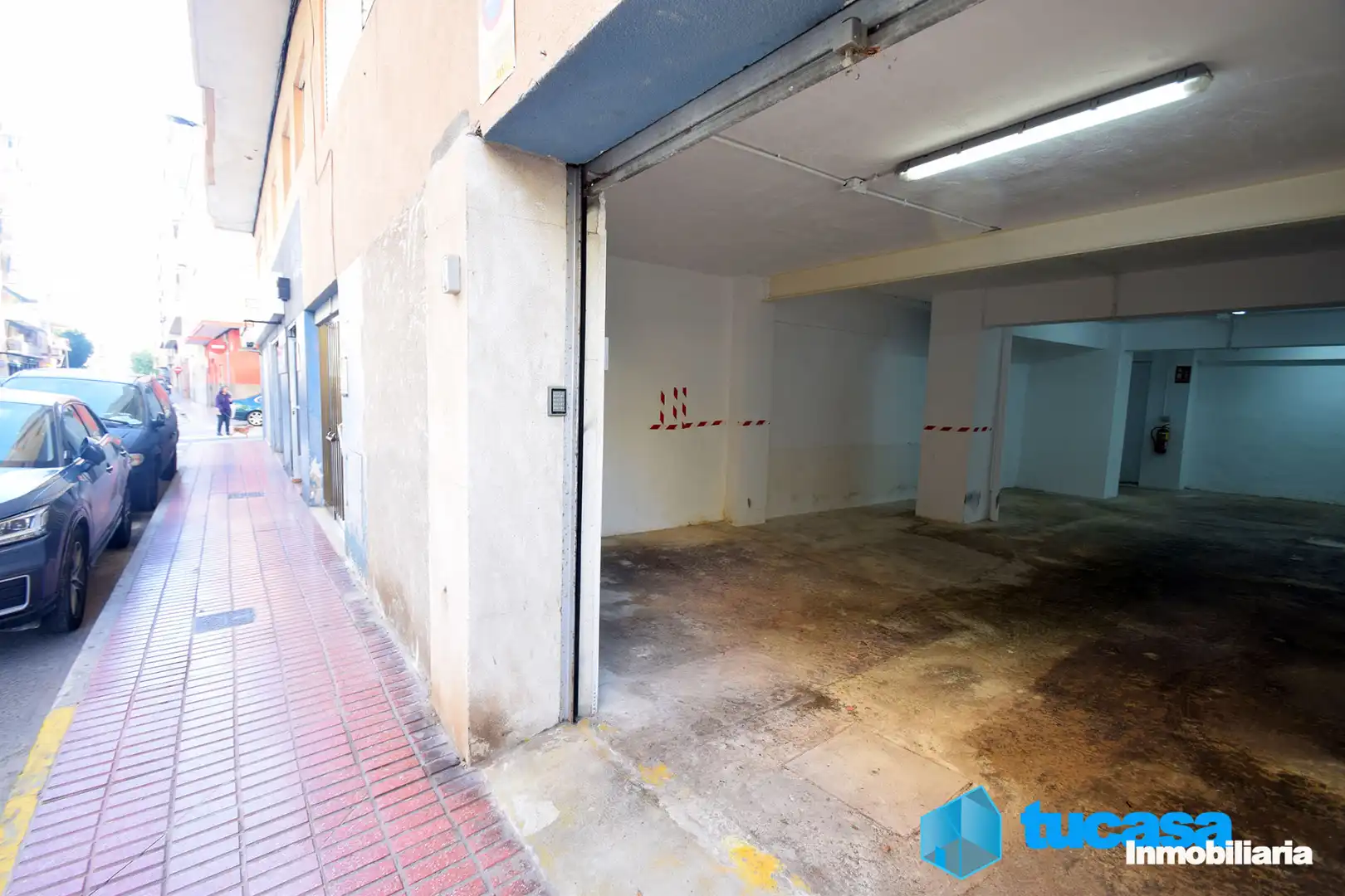 Business premises for sale in Carrer Almirante Antequera 50