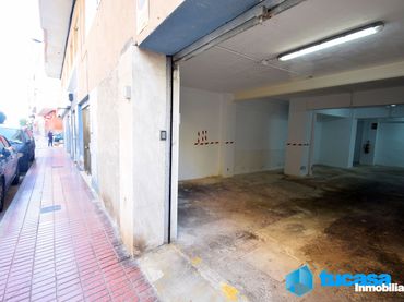 Local commercial à vendre à Carrer Almirante Antequera 50