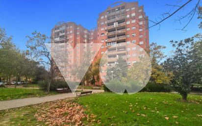 Exterior view of Flat for sale in  Madrid Capital  with Heating and Parquet flooring