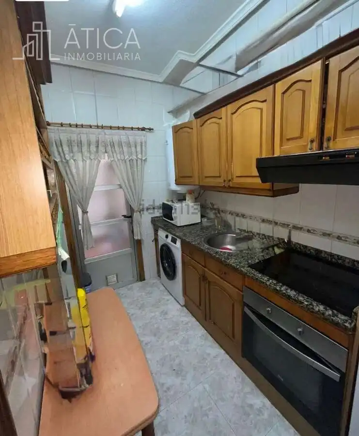 Cocina de Piso de alquiler en Salamanca con Calefacción y Amueblado