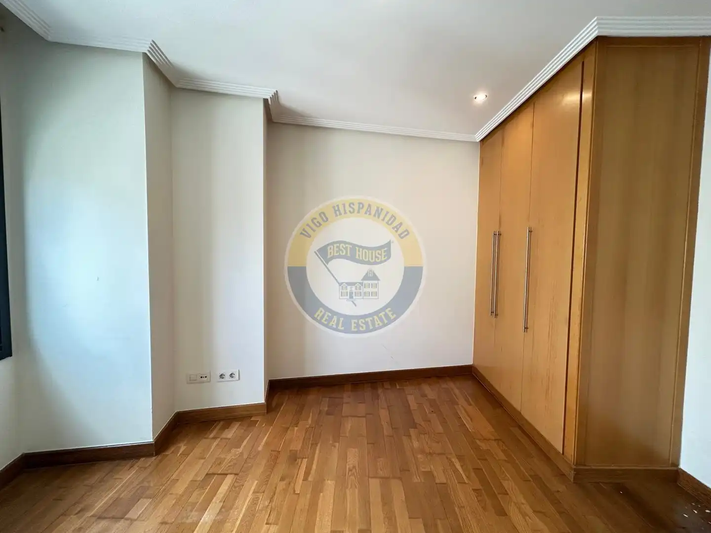 Apartments for sale in Vigo   with Heating and Storage room