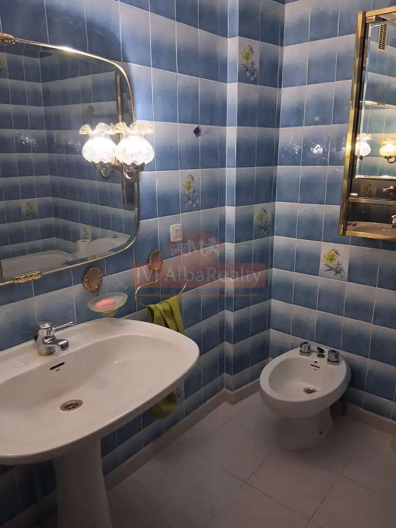 Baño de Piso en venta en Albacete con Aire acondicionado, Calefacción y Balcón
