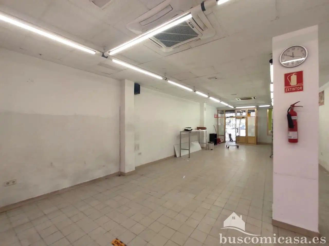 Local comercial en venda a De Andalucía