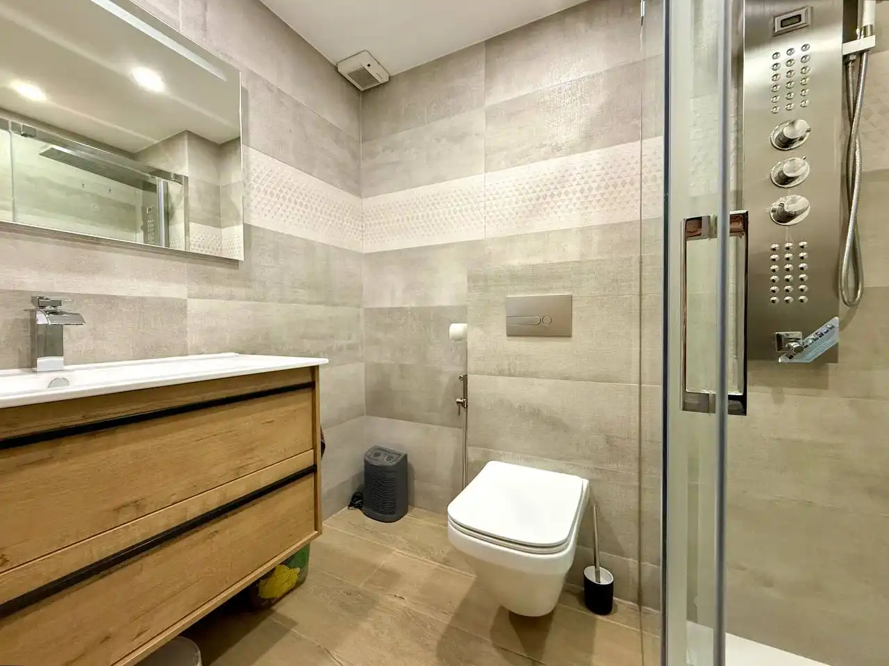 Baño de Dúplex en venta en Barcelona con Aire acondicionado, Calefacción y Parquet