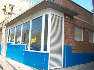 Local comercial en venta en Calle Barrera