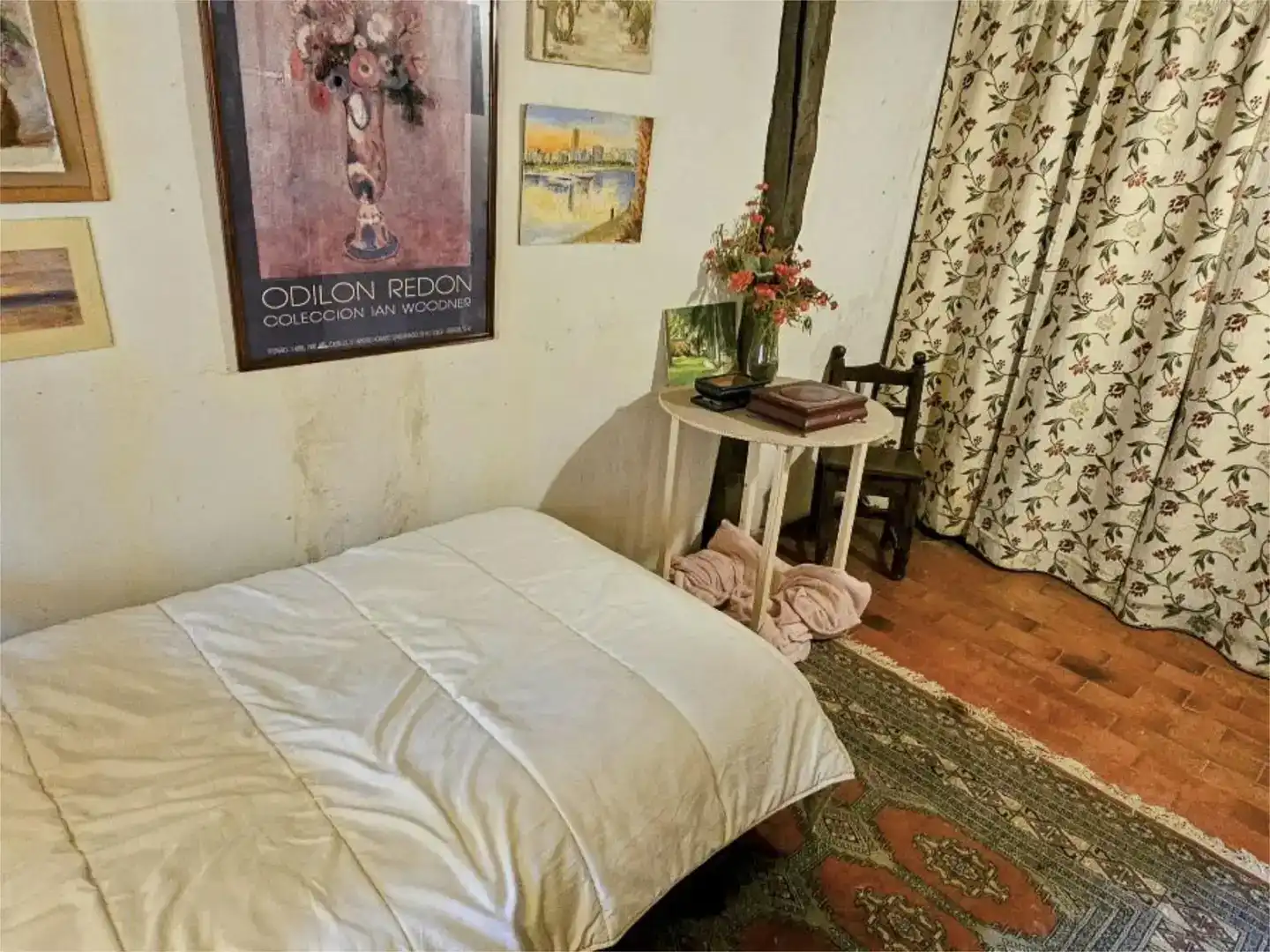 Casa adosada en venda a Fresno de Cantespino