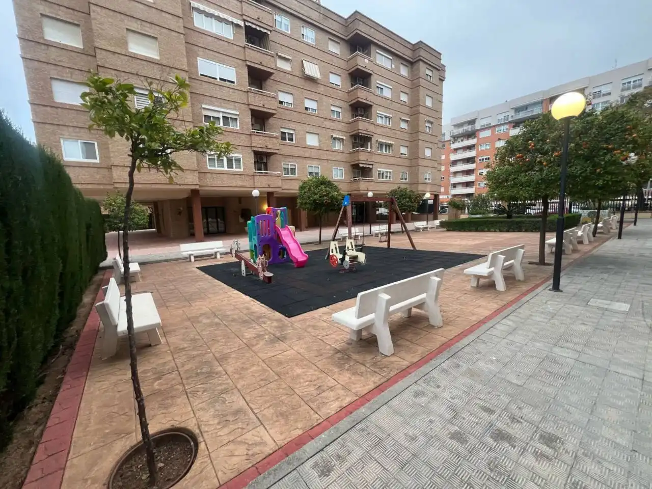 Außenansicht von Wohnung zum Verkauf in Castellón de la Plana / Castelló de la Plana mit Klimaanlage, Abstellraum und Möbliert