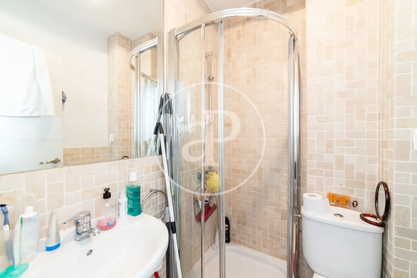 Baño de Dúplex en venta en Madrid con Aire acondicionado, Calefacción y Jardín privado