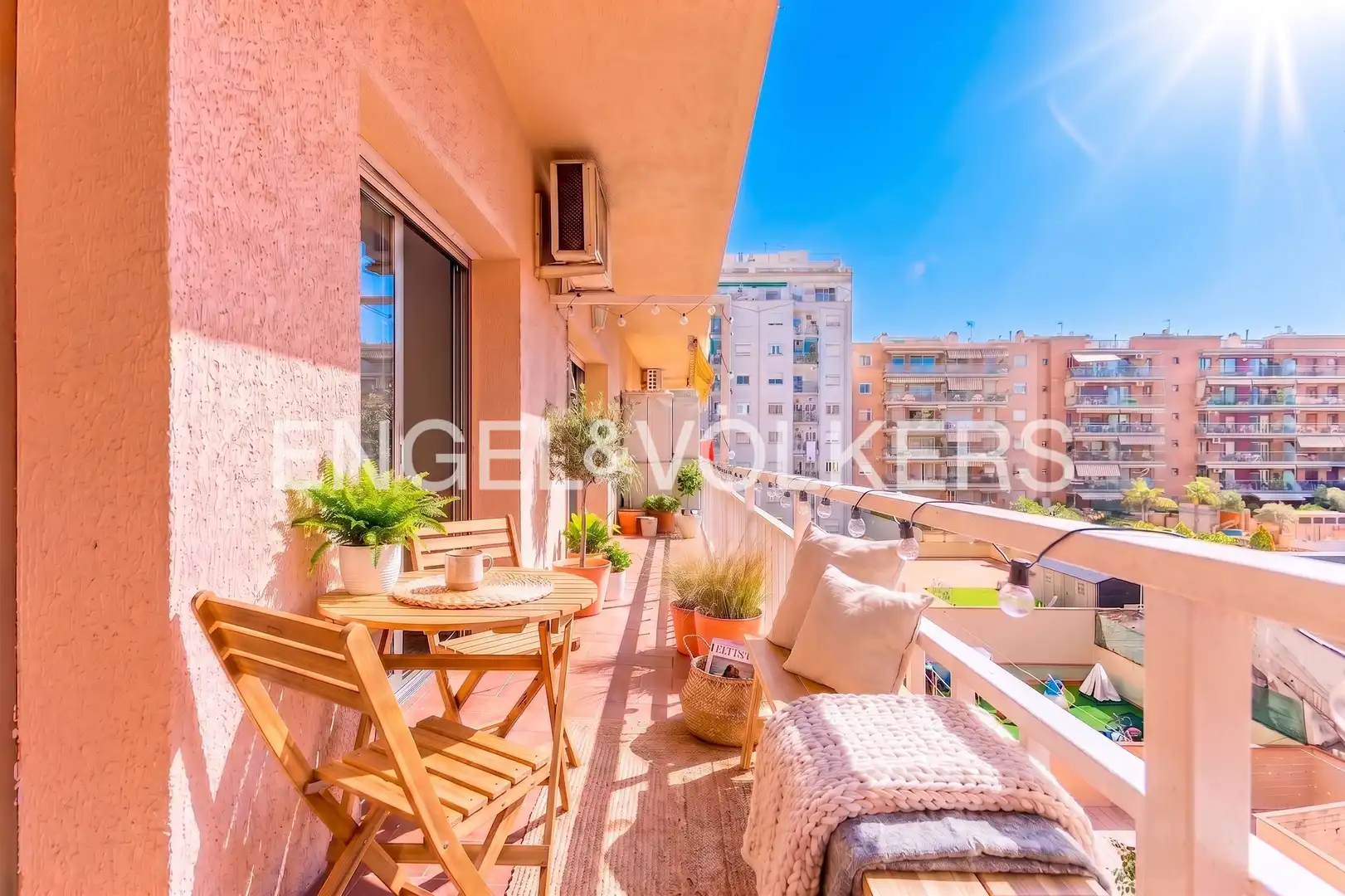 Terrasse von Wohnung zum Verkauf in Barcelona mit Klimaanlage, Heizung und Terrasse