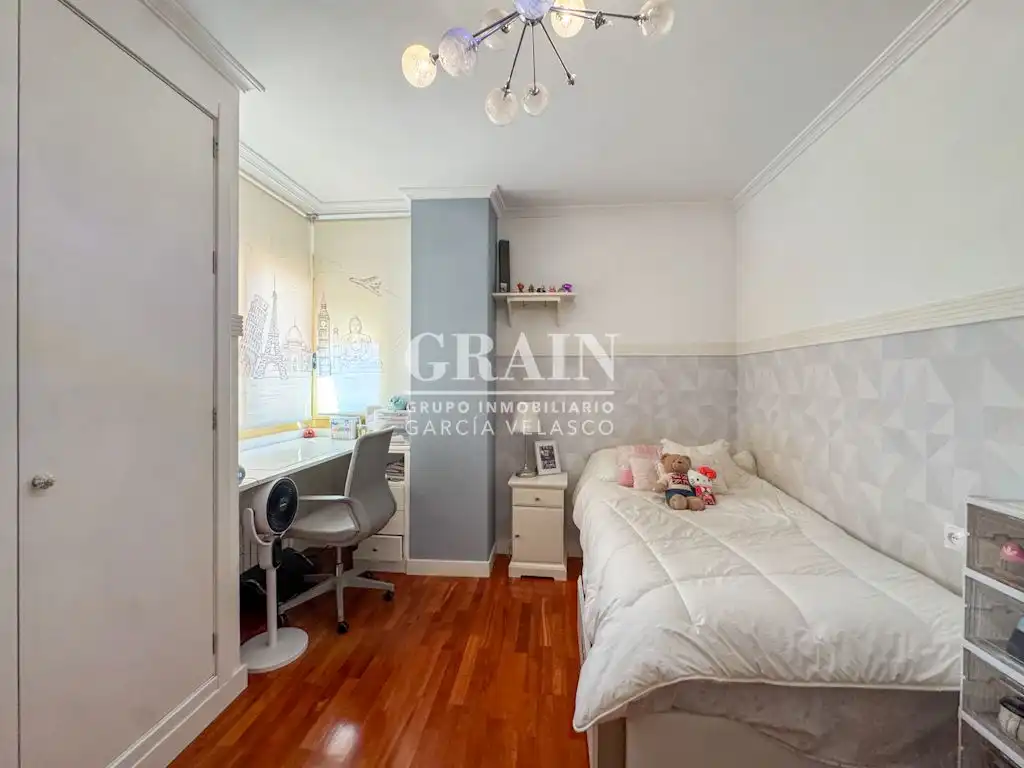 Bedroom of Flat for sale in Albacete  with Air Conditioner, Heating and Storage room
