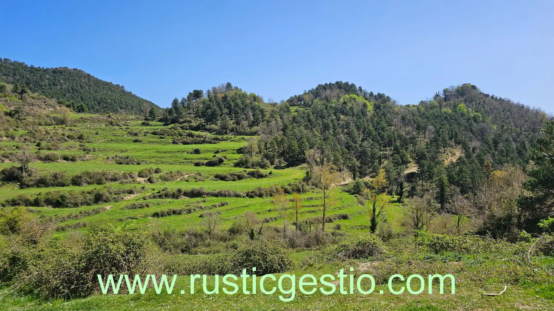 Finca rústica en venda en Les Llosses amb Jardí privat, Terrassa i Balcó