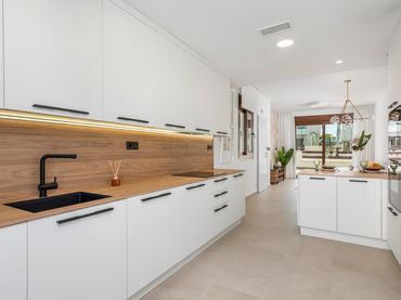 Bungalow con piscina en venta en Los Balcones - Los Altos
