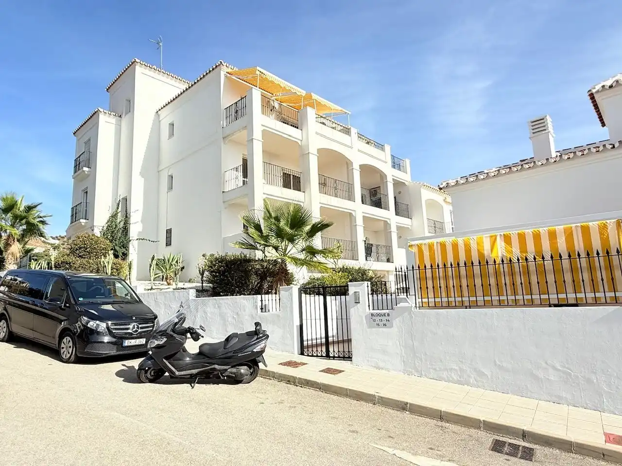 Außenansicht von Maisonette zum Verkauf in Torrox mit Gemeinschaftspool