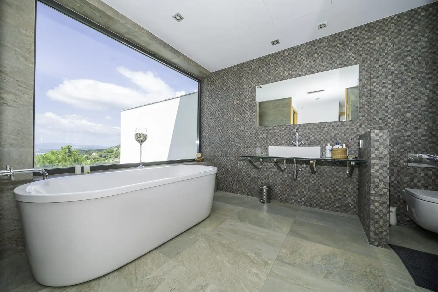 Baño de Casa o chalet en venta en Lloret de Mar con Calefacción, Terraza y Trastero