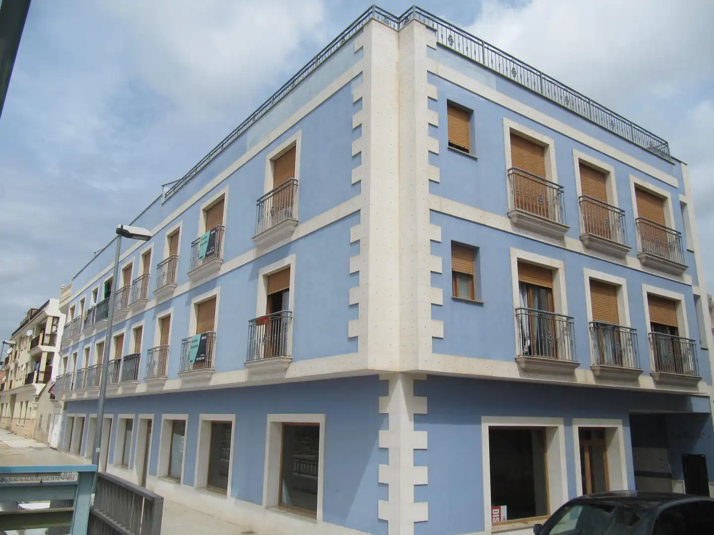 Aparcament amb ascensor en venda a C/ Pintor José López Serres