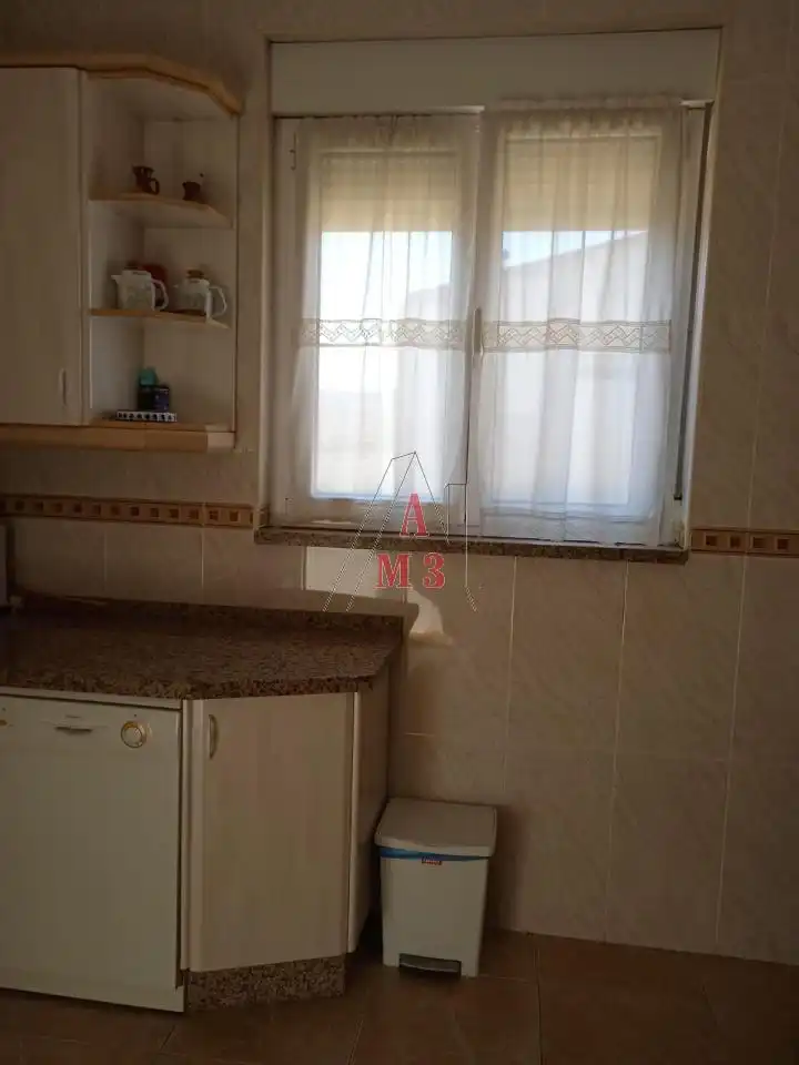 Cuina de Casa o xalet en venda en Luyego amb Calefacció, Jardí privat i Terrassa