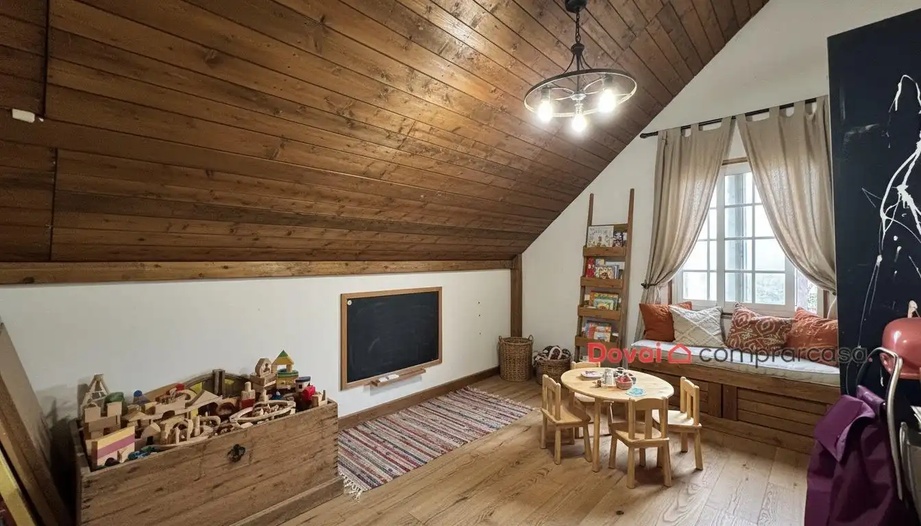 Casa o chalet en venta en Vigo  con Calefacción, Jardín privado y Parquet