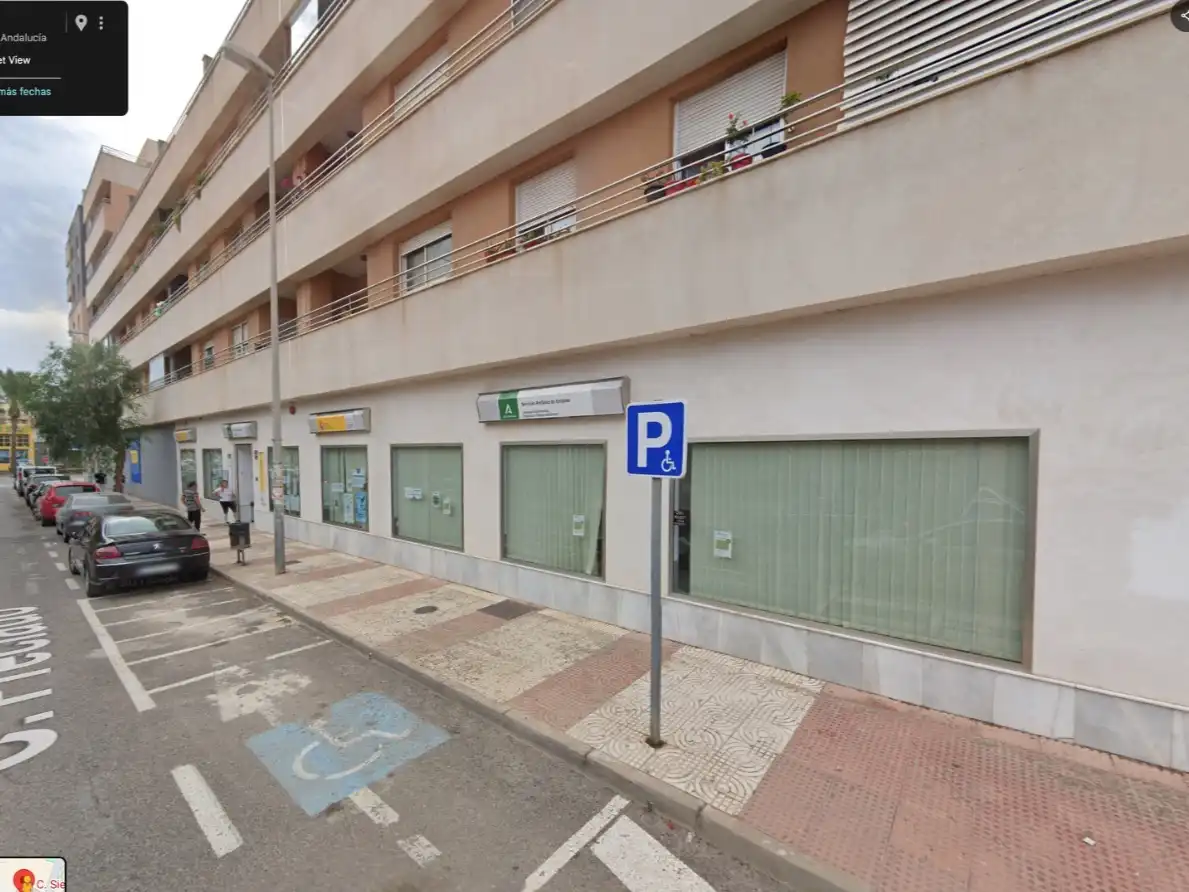 Parking of Commercial properties for rent in Roquetas de Mar  with Air Conditioner, Heating and Internet