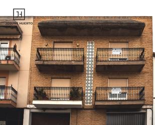Vista exterior de Pis en venda en Quintana de la Serena amb Terrassa i Balcó