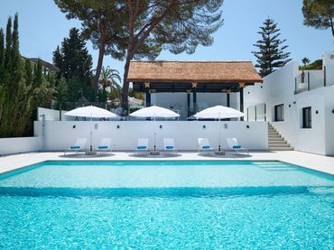 Casa con balcone in vendita a Nueva Andalucía