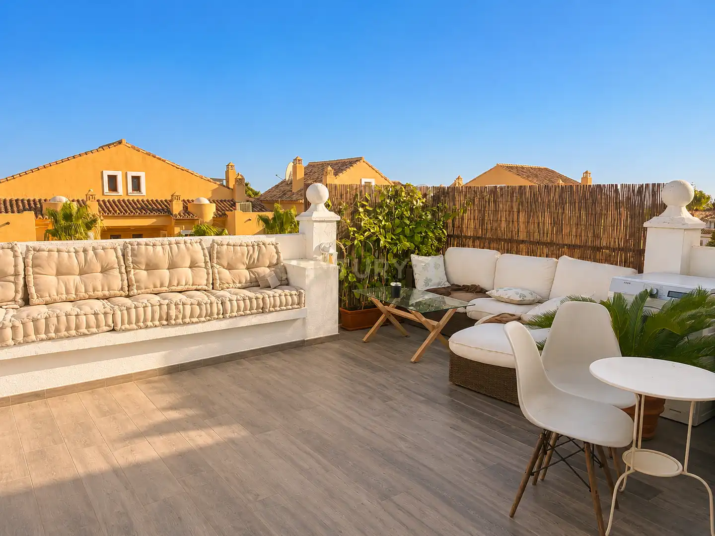 Terraza de Dúplex en venta en Marbella con Aire acondicionado, Jardín privado y Trastero