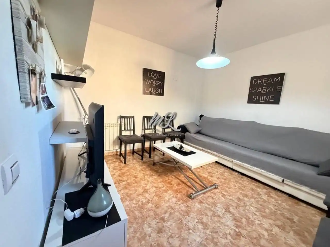 Sala d'estar de Casa adosada en venda en Villamiel de Toledo