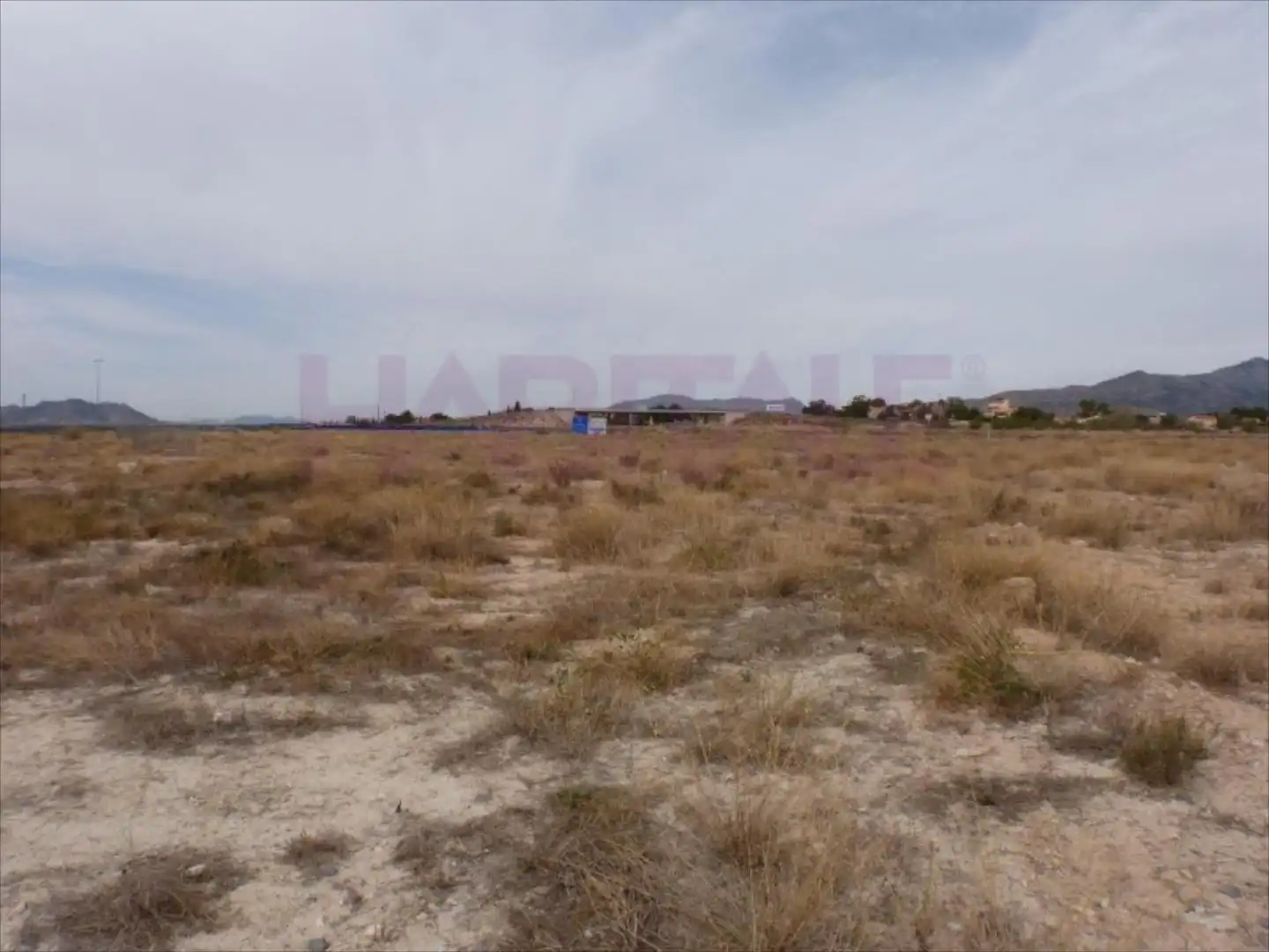 Terreno industrial en venta en Alicante / Alacant