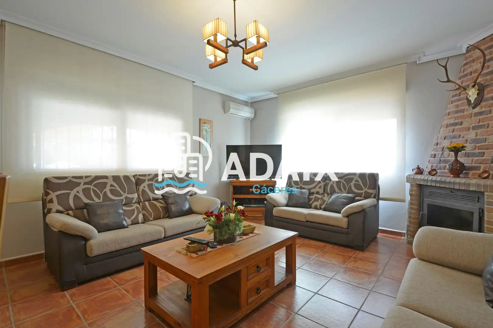 Sala de estar de Casa o chalet en venta en Torreorgaz con Aire acondicionado, Calefacción y Trastero