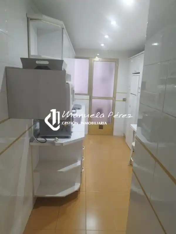 Apartament amb ascensor de lloguer a Casco Antiguo, imagen 2
