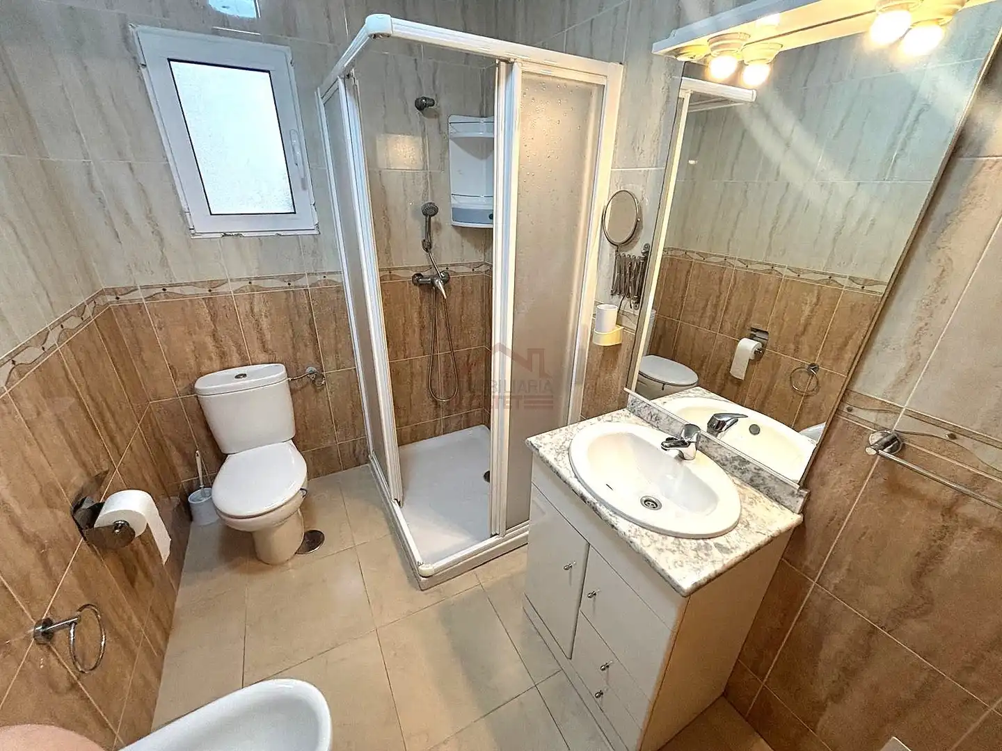 Bathroom of Houses for rent in Elche / Elx  with Air Conditioner, Terrace and Furnished
