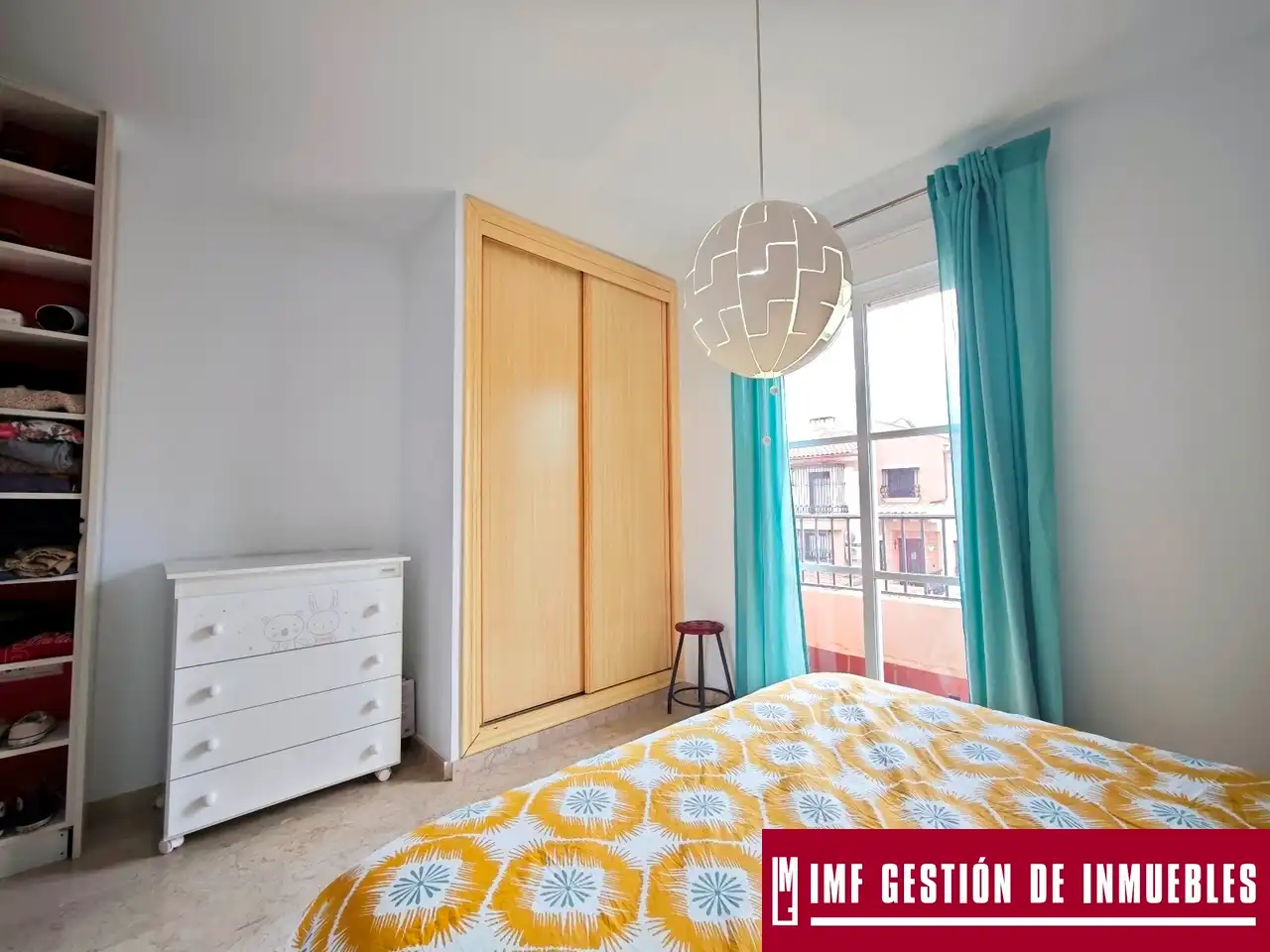 Habitación de Casa o chalet en venta en Vélez-Málaga con Aire acondicionado, Calefacción y Terraza