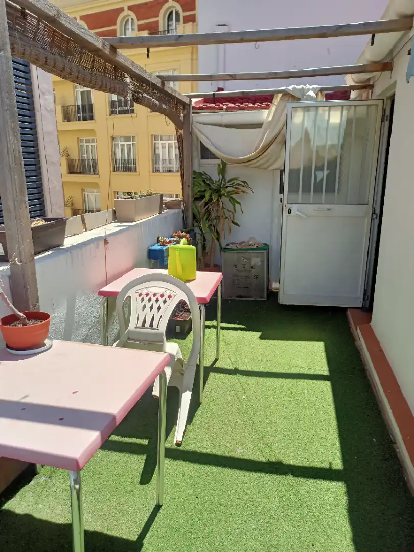 Penthouse with lift to rent in Calle Sancha de Lara, imagen 3