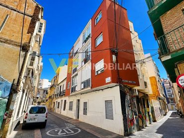 Pis amb ascensor en venda a Calle HUERTO DEL CONDE