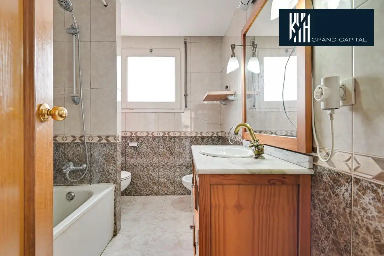 Maison mitoyenne avec terrasse à vendre à Calle JOSEP FONTBERNAT, imagen 30