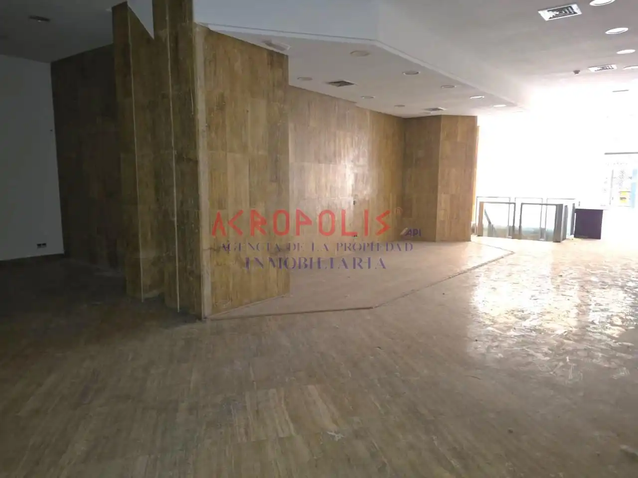 Local comercial en venda a Calle Gil Y Carrasco 3 24001 Leon, imagen 18