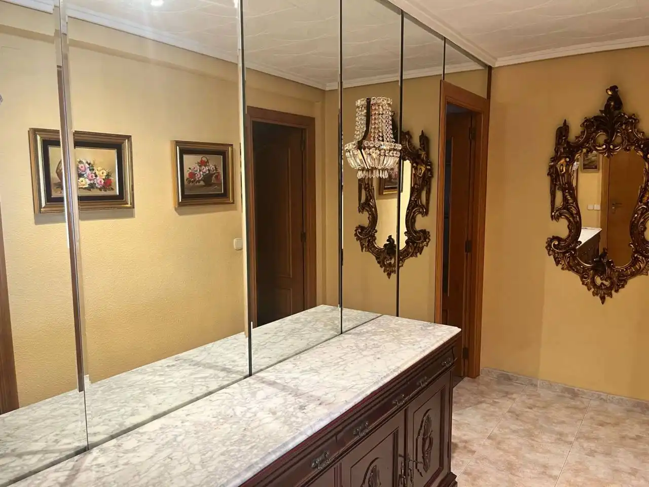 Flat with terrace for sale in Cardenal Benlloch