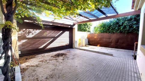 Foto 3 de Casa adosada en venta en  Manuel Piñero, Las Pajanosas, Guillena