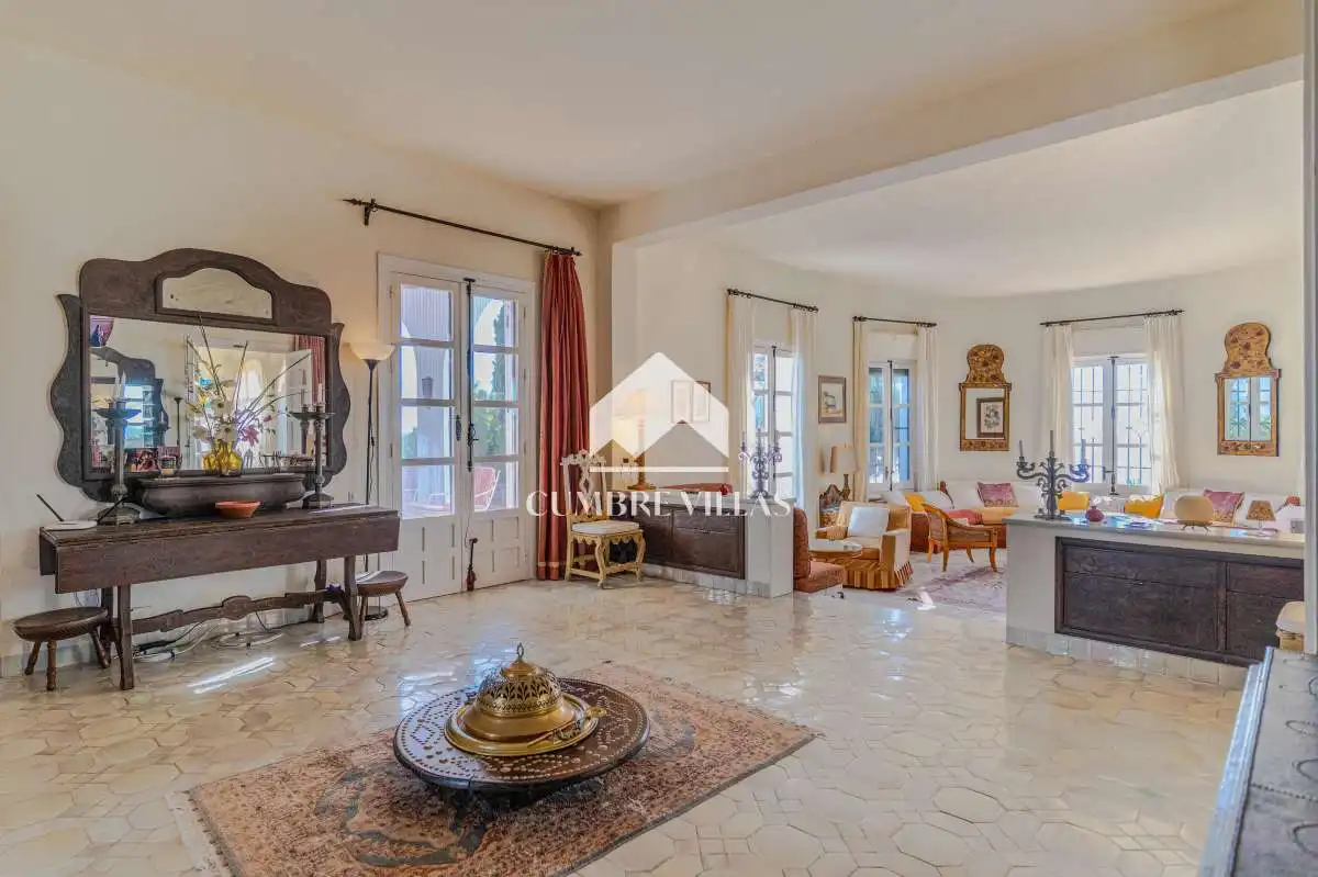 Sala de estar de Casa o chalet en venta en Salobreña con Calefacción, Jardín privado y Terraza